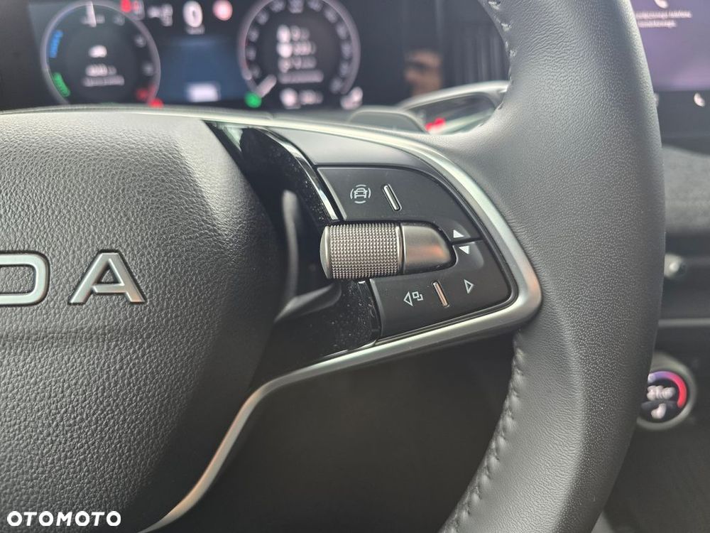 Skoda Superb 1.5 TSI Plug-in Hybrid Edition 130 DSG - 24