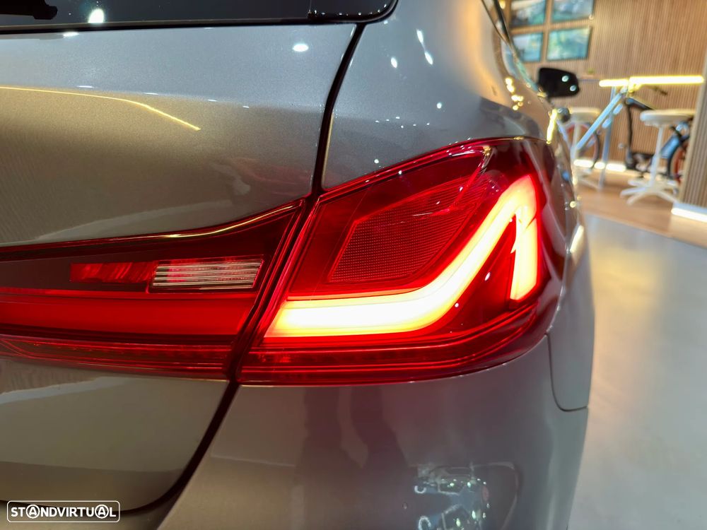 BMW 116 d Line Luxury Auto - 31