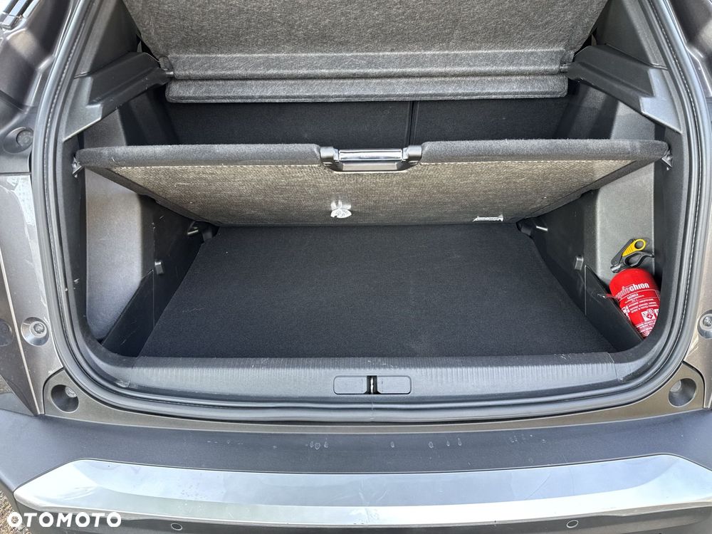 Peugeot 2008 1.2 PureTech Allure Pack S&S EAT8 - 20