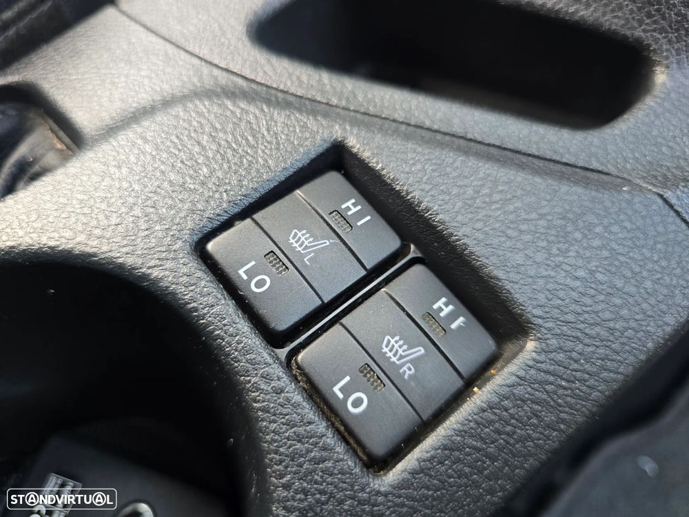 Toyota Auris Touring Sports 1.8 HSD Exclusive+TSS - 17