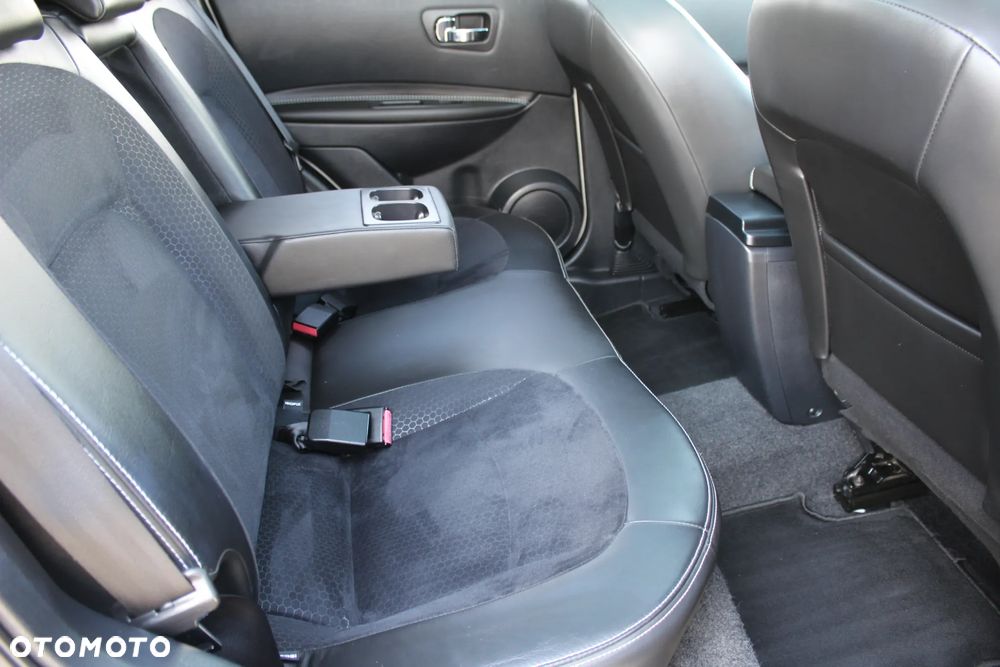 Nissan Qashqai 1.6 visia - 10