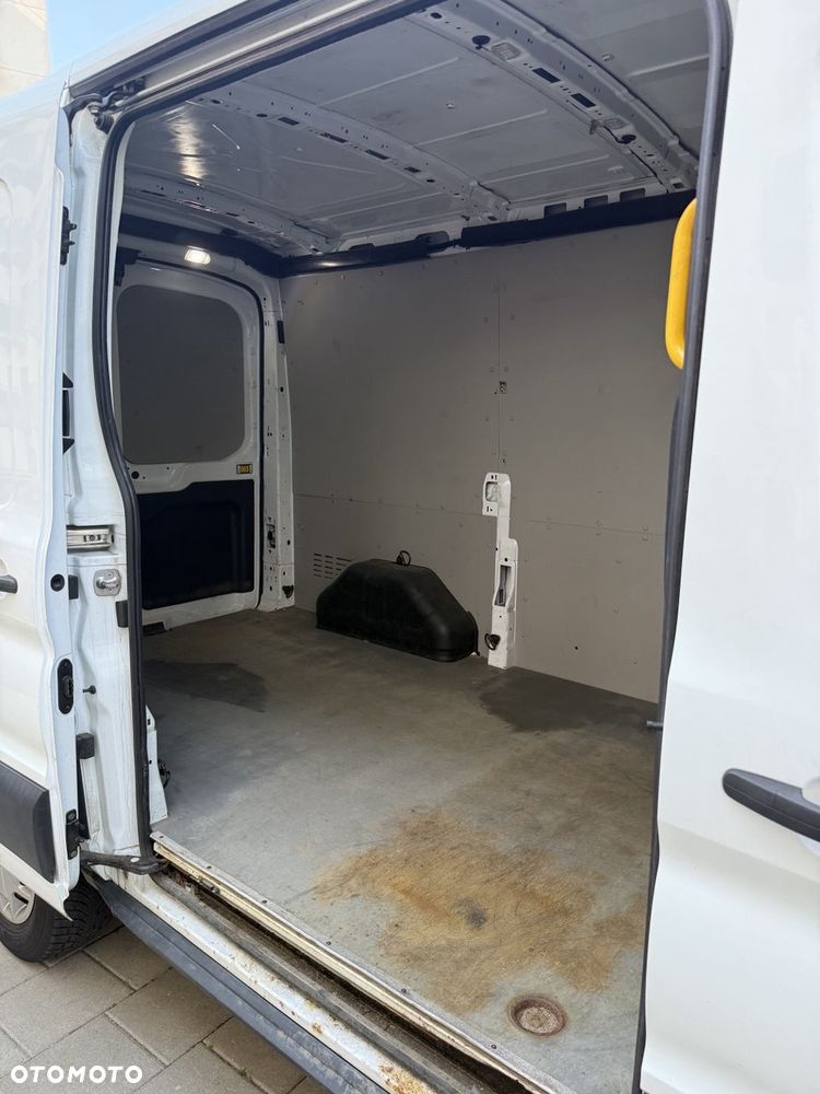 Ford Transit - 6