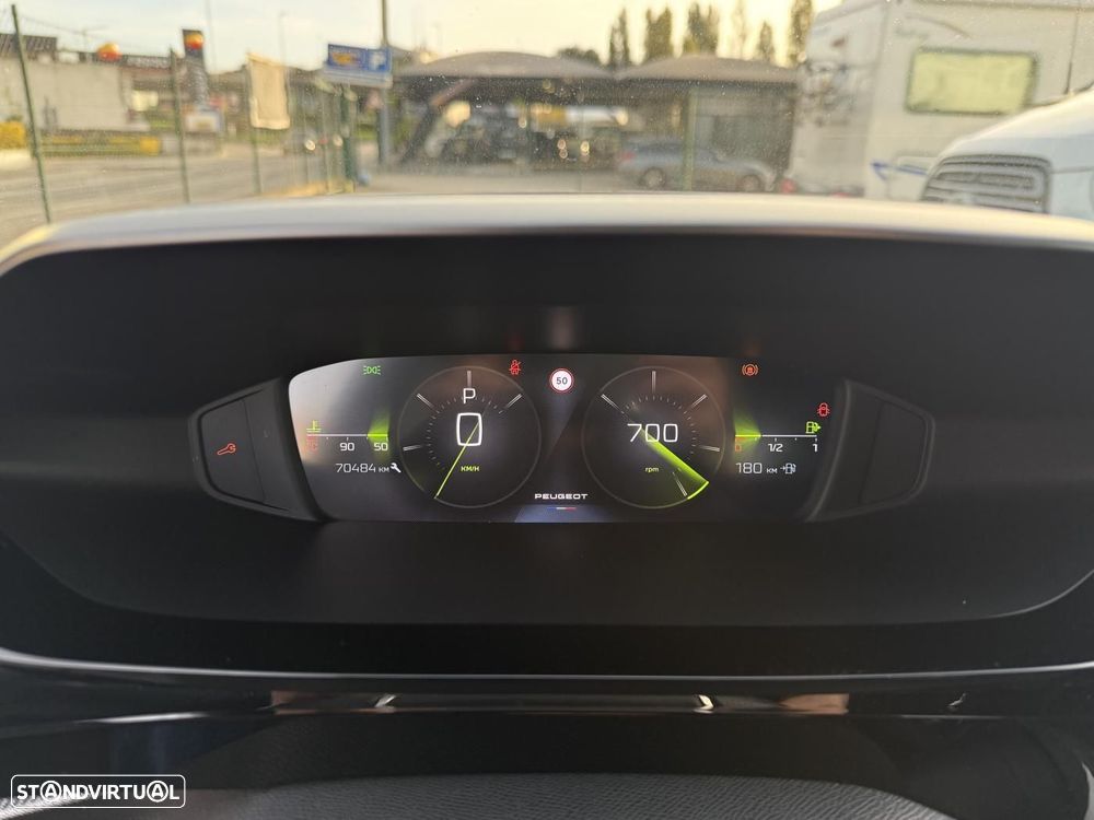 Peugeot 308 1.2 PureTech GT EAT8 - 26