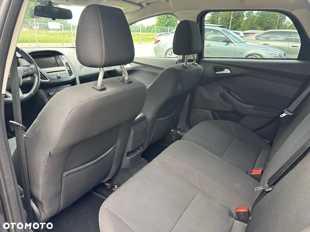 Ford Focus 1.0 EcoBoost Trend - 8