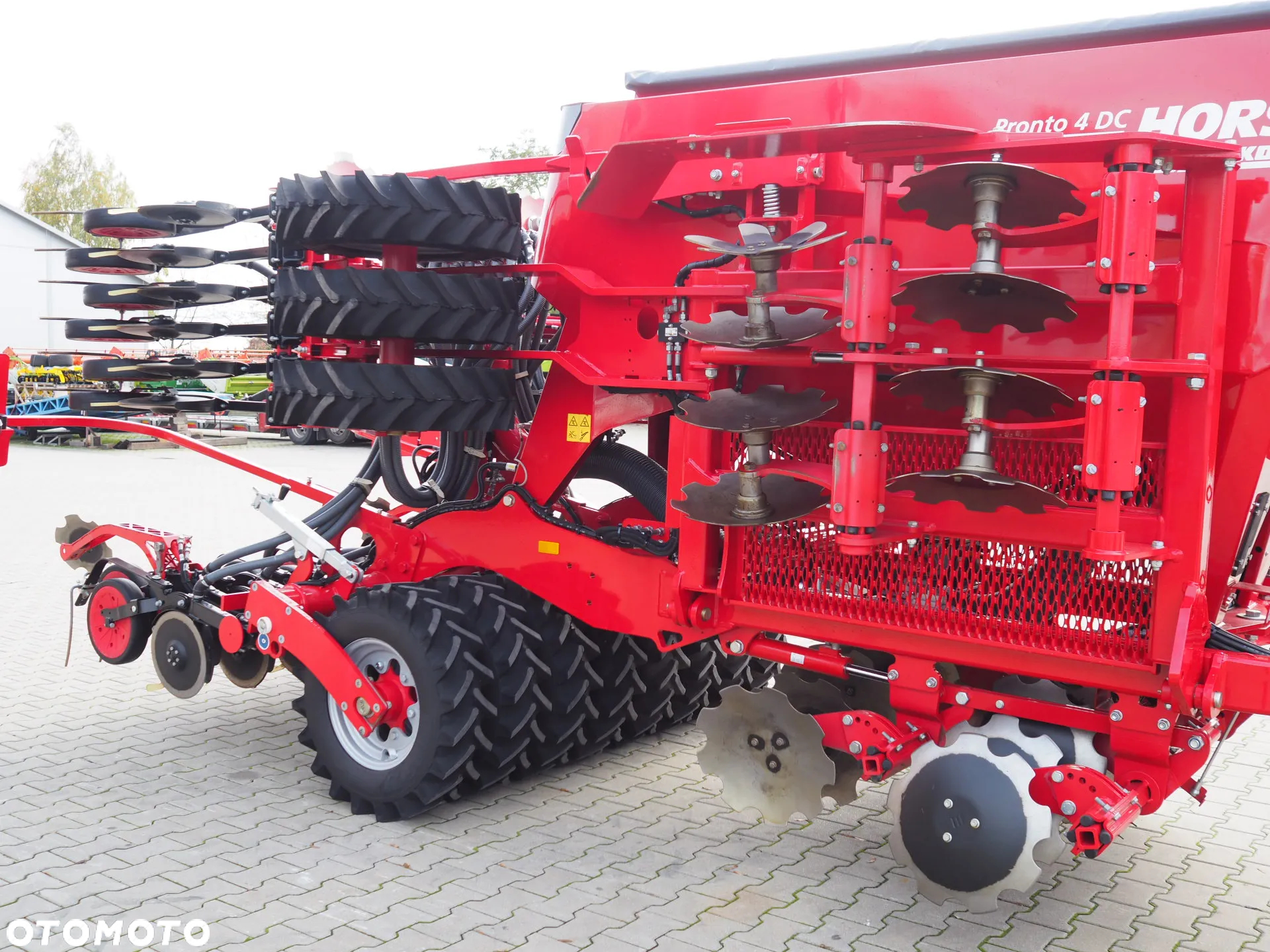 Horsch Pronto 4 DC - 8