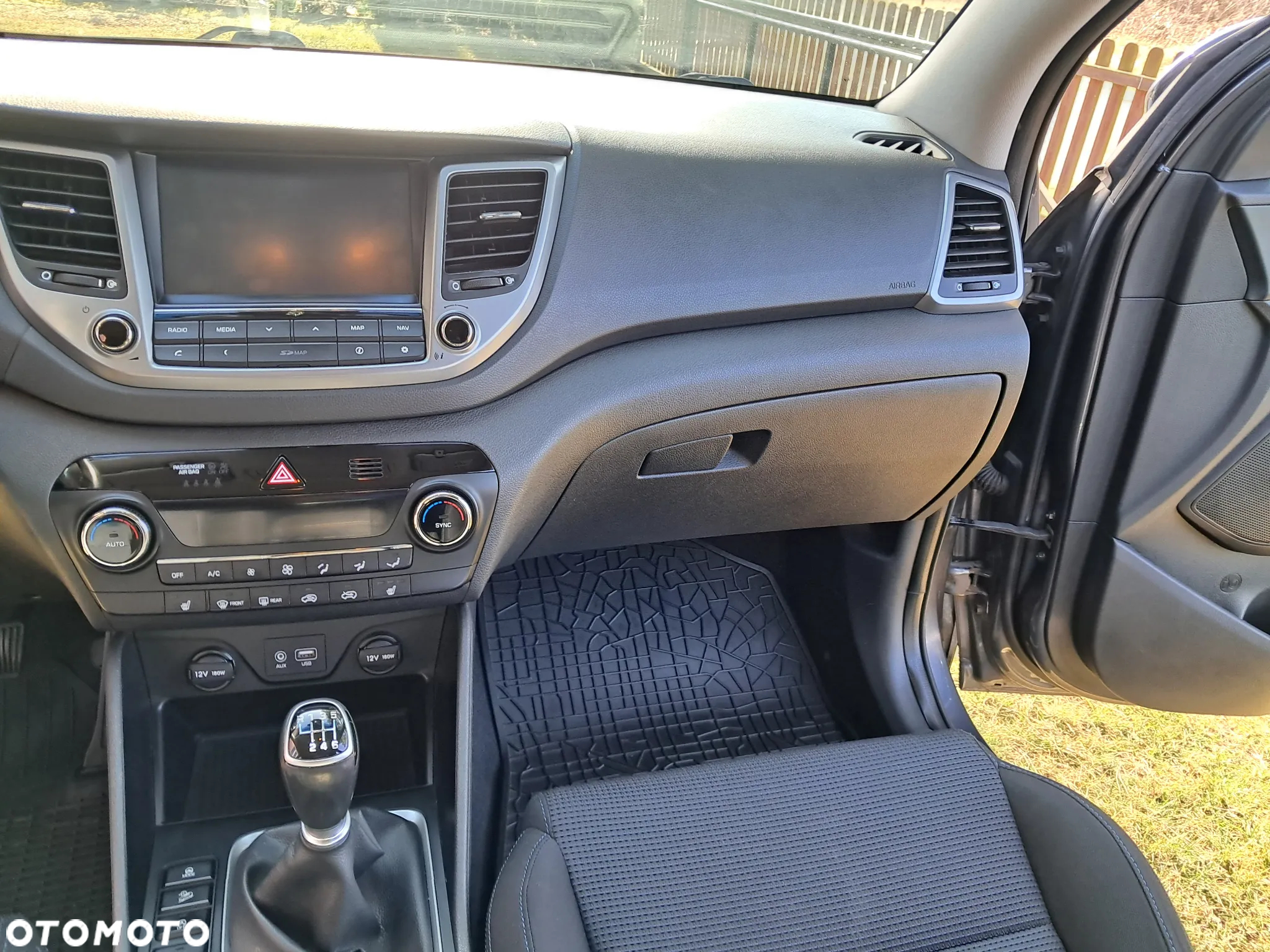 Hyundai Tucson 2.0 CRDi 2WD Style - 14