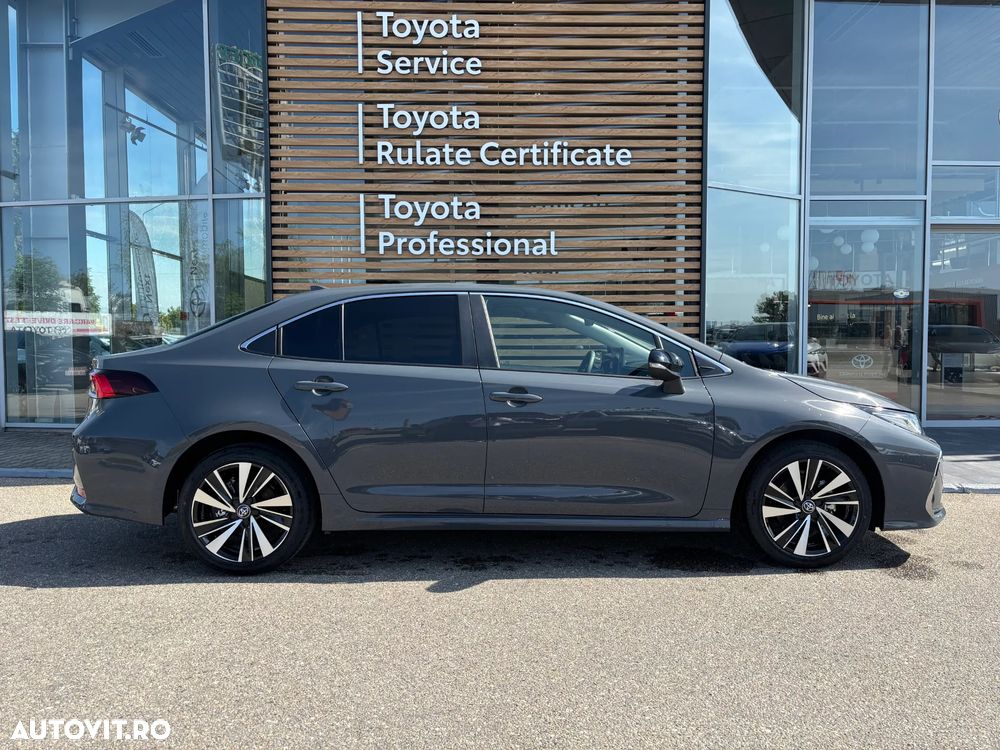 Toyota Corolla 1.8 HSD Dynamic - 6