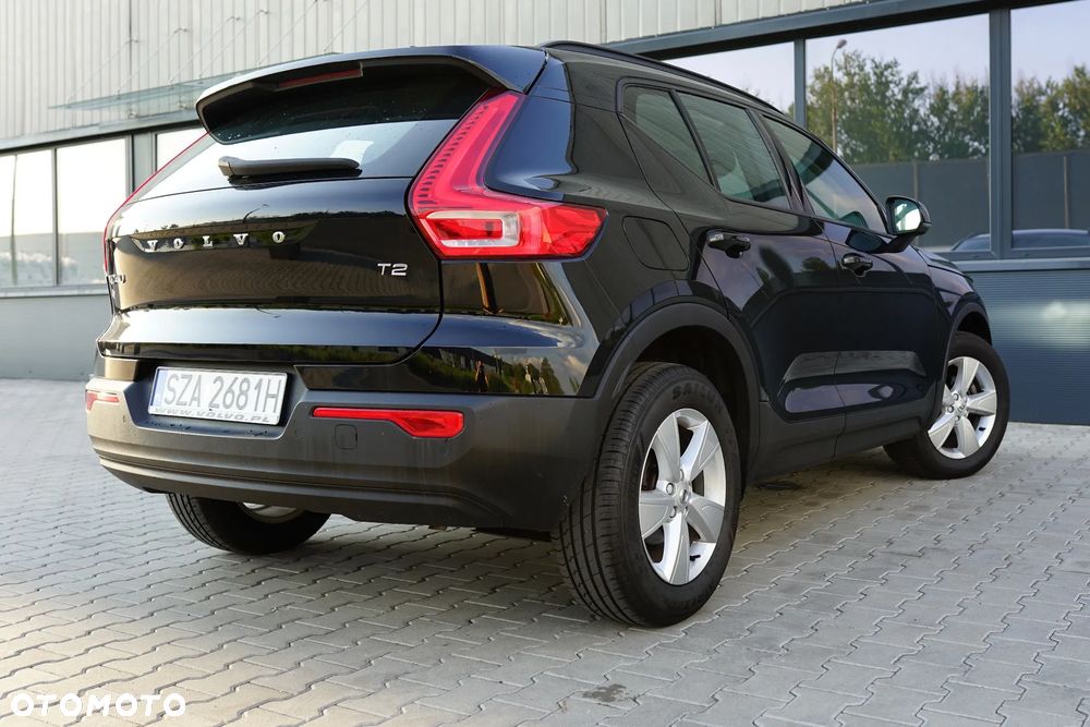 Volvo XC 40 T2 Momentum - 23