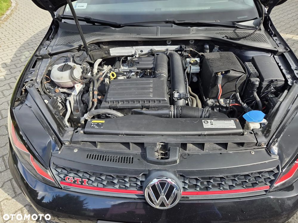 Volkswagen Golf VII 1.4 TSI BMT Highline - 10