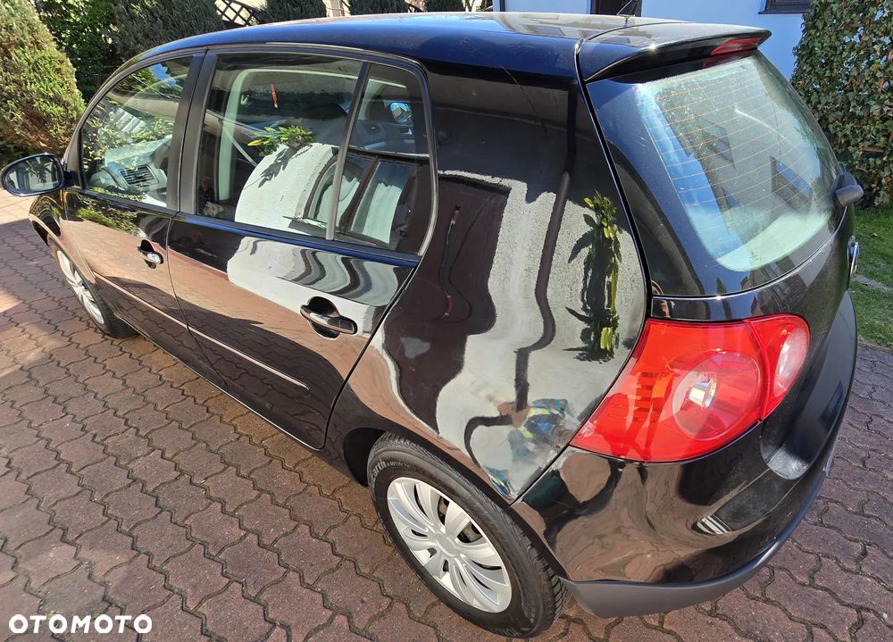 Volkswagen Golf 1.6 Comfortline - 4