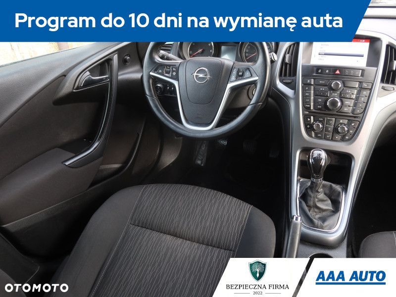 Opel Astra - 9
