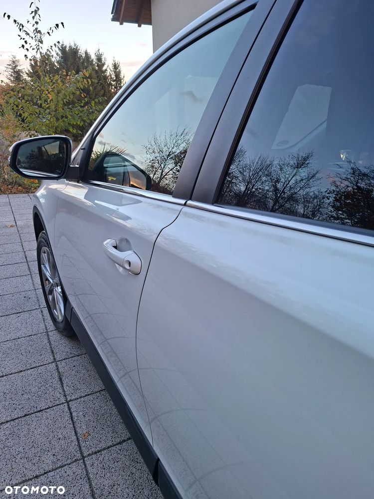 Toyota RAV4 - 4