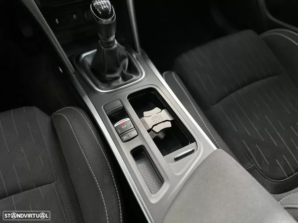 Renault Mégane Sport Tourer ENERGY TCe 115 LIMITED - 21