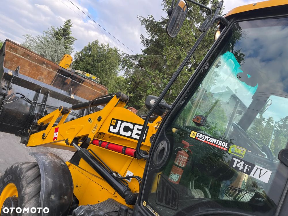 JCB Koparko Ładowarka Koparka Jcb 3CX Szczęka Krokodyl,Ramię z teleskopem_Bardzo ładna i zadbana_Cała W Oryginale Niemalowana_GOTOWA DO PRACY_Skrzynia biegów Mechaniczna 4 BIEGI_KLIMA - 24