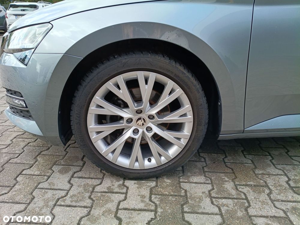 Skoda Superb 2.0 TSI Style DSG - 19
