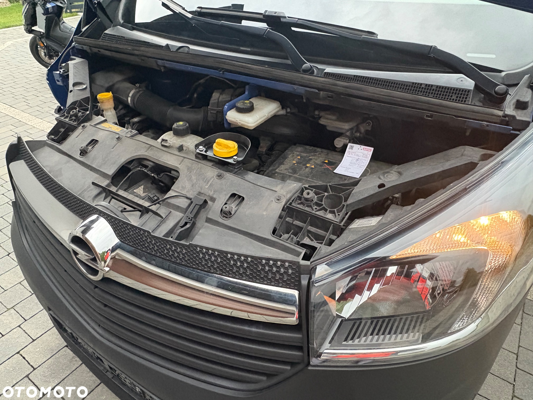 Opel VIVARO - 31