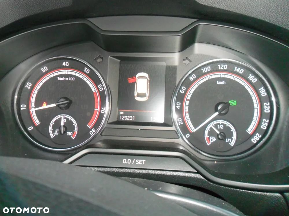 Skoda Octavia 2.0 TSI RS 245 DSG - 27