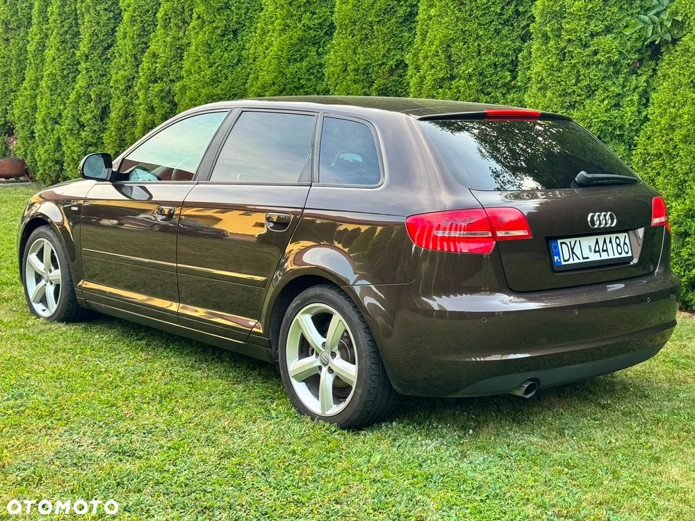Audi A3 Sportback 2.0 TDI DPF S line Sportpaket - 9