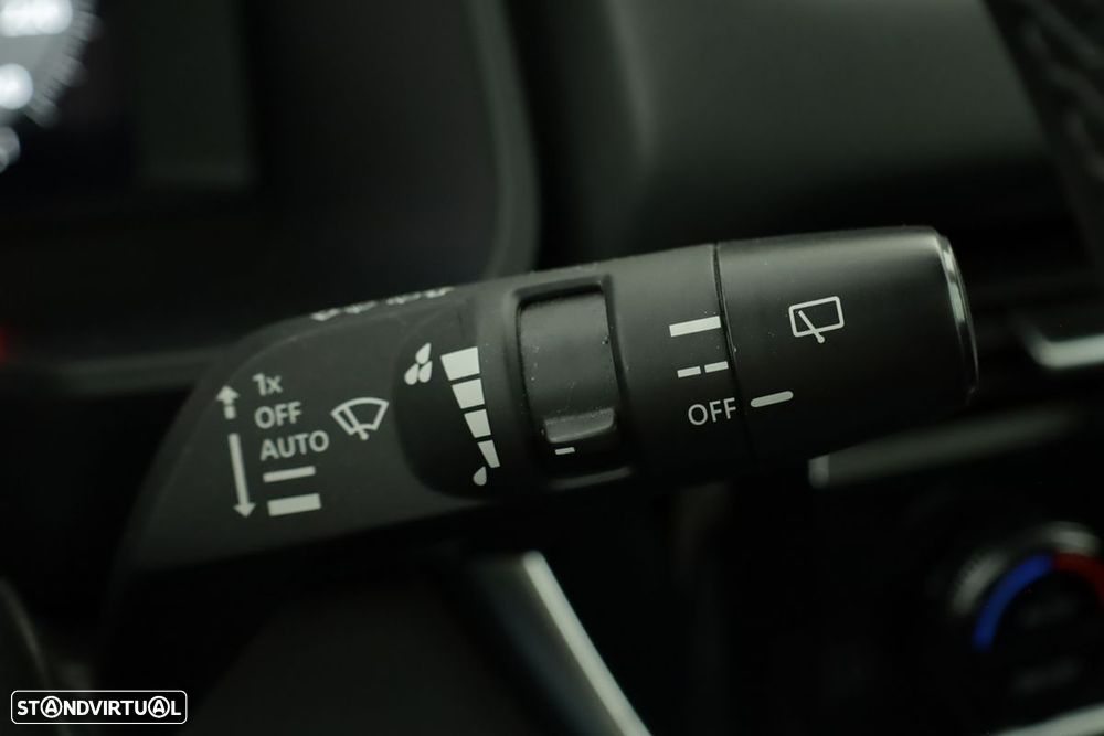 Nissan Qashqai 1.3 DIG-T N-Connecta LED Xtronic - 17