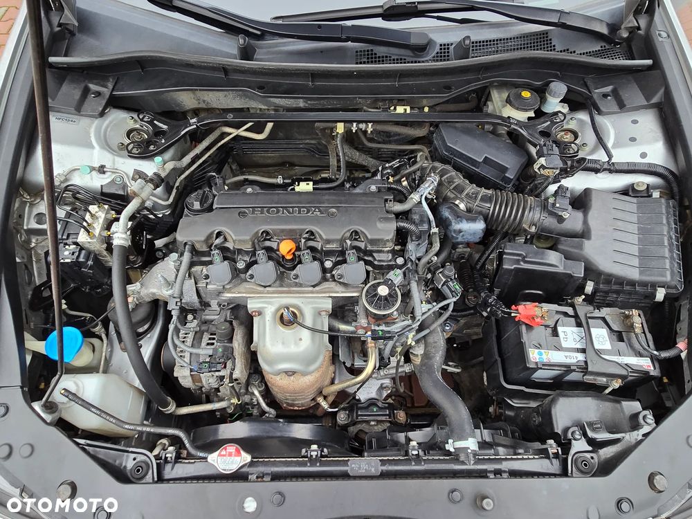 Honda Accord 2.0 Elegance Advantage - 34