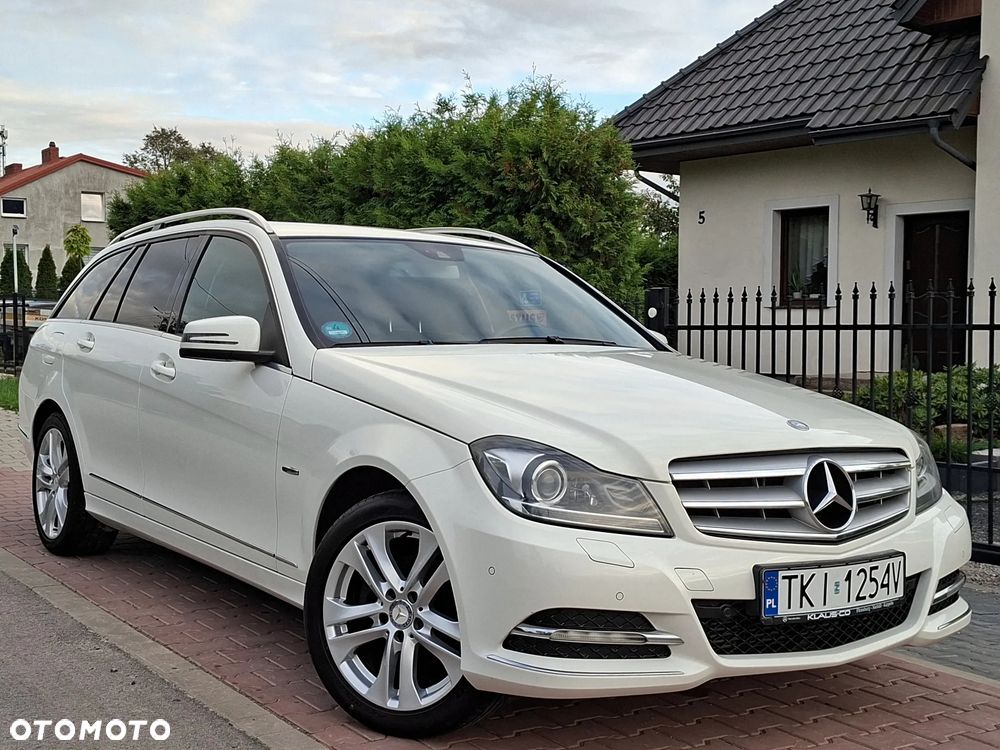 Mercedes-Benz Klasa C 180 BlueEFFICIENCY 7G-TRONIC Avantgarde - 17