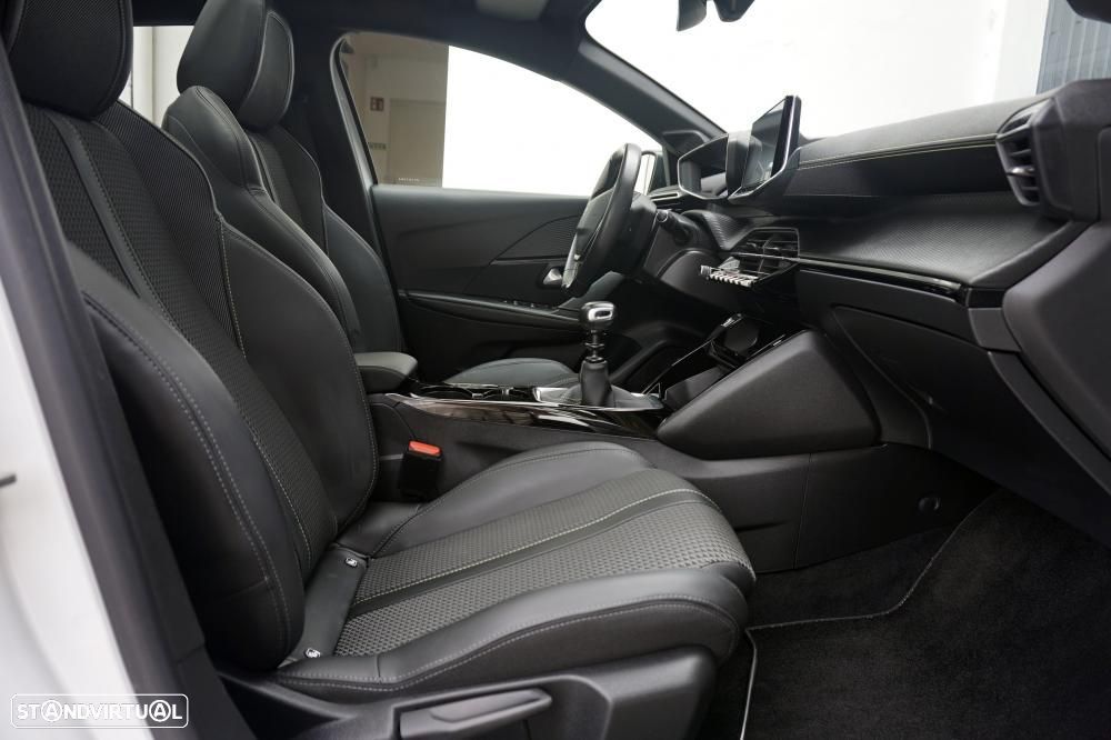 Peugeot 208 1.2 PureTech GT - 5