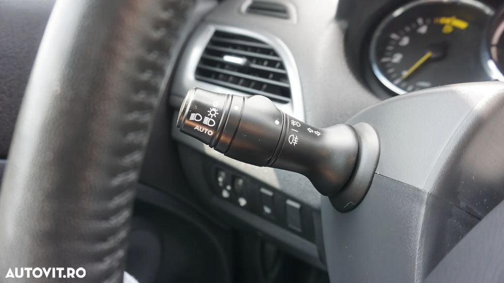 Renault Megane ENERGY dCi 110 EDC LIMITED - 20