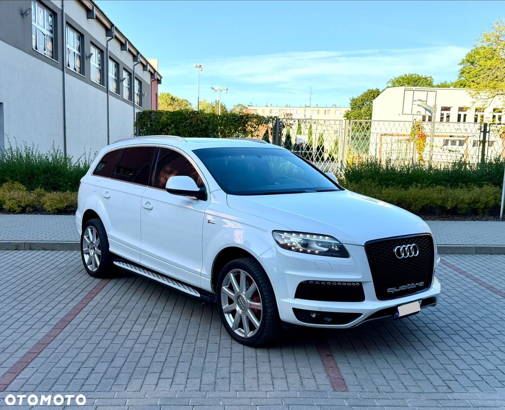 Audi Q7 - 1
