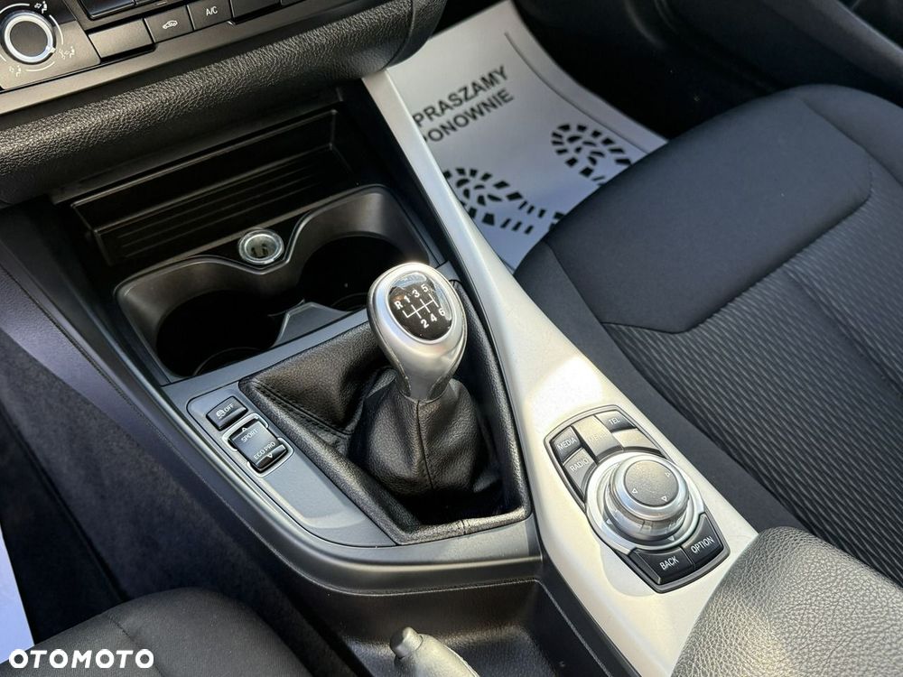 BMW Seria 1 - 18