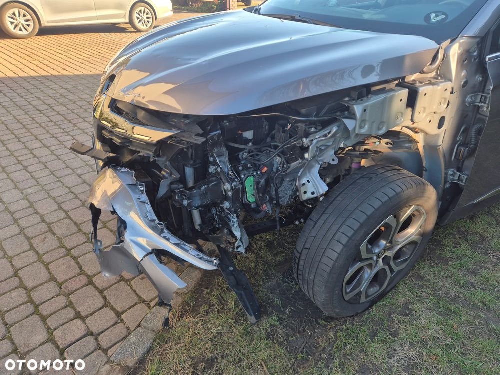 Renault Captur 1.3 TCe mHEV Techno EDC - 17