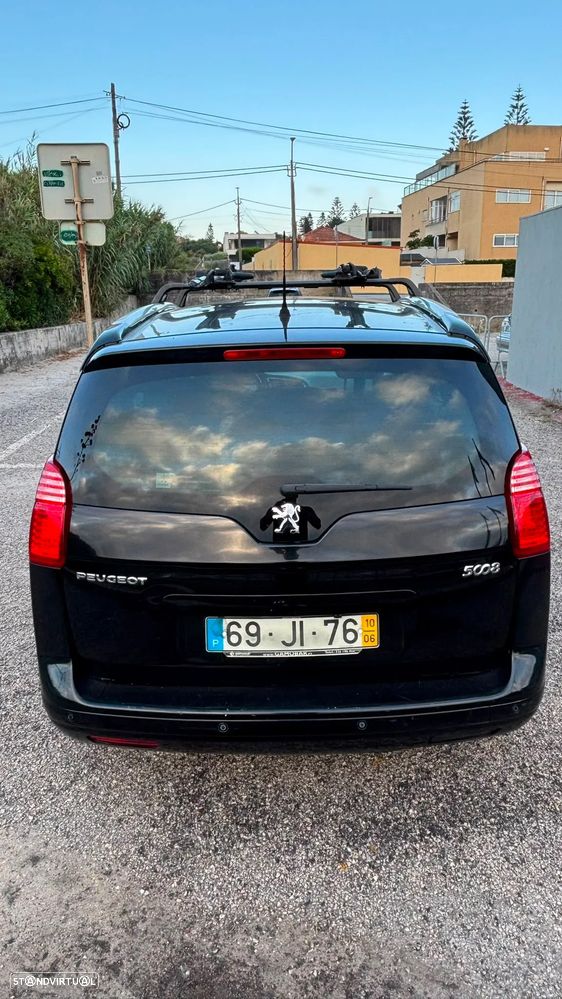 Peugeot 5008 - 2