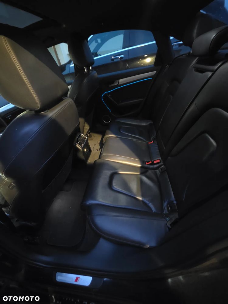 Audi A4 Limousine 2.0 TFSI quattro S tronic S line Sportpaket - 7