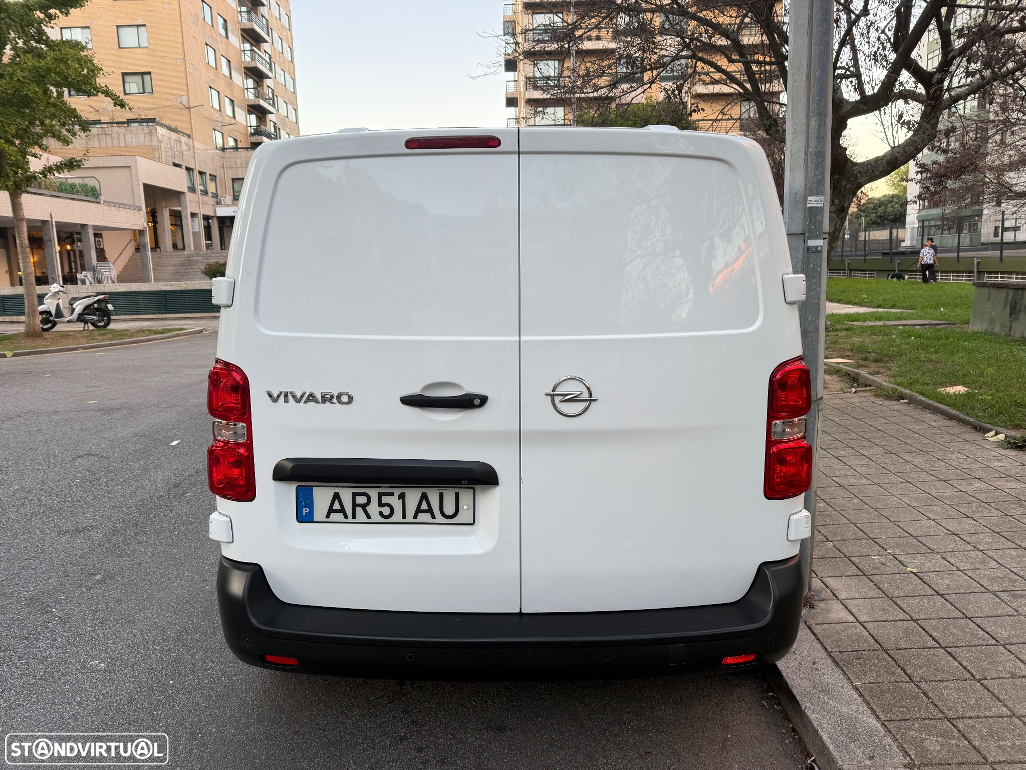 Opel Vivaro 1.5 CDTi L1H1 Essentia - 5