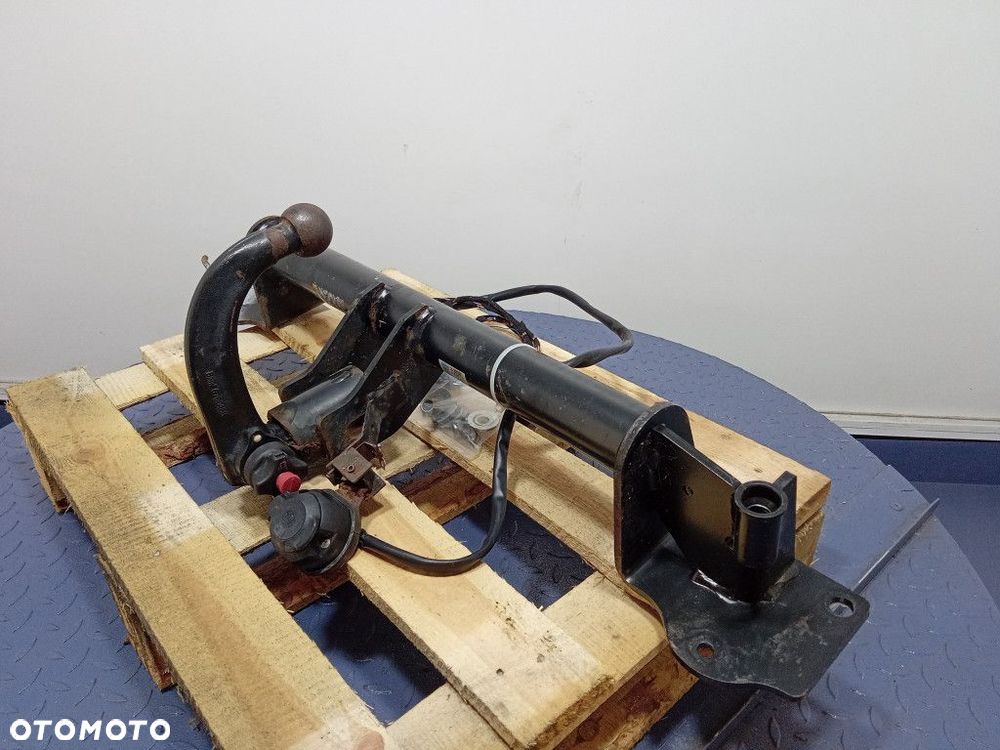 BMW X1 E84 BELKA HAK HOLOWNICZY - 5