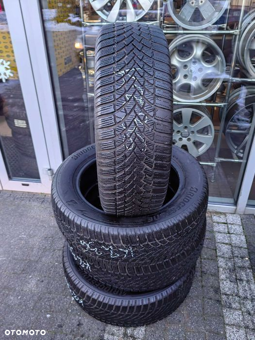 225/60R18 104V Bridgestone Blizzak LM 005 Komplet zima Honda C-rv Bmw