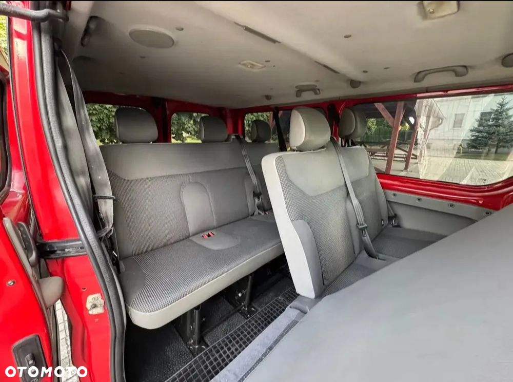 Opel Vivaro - 16