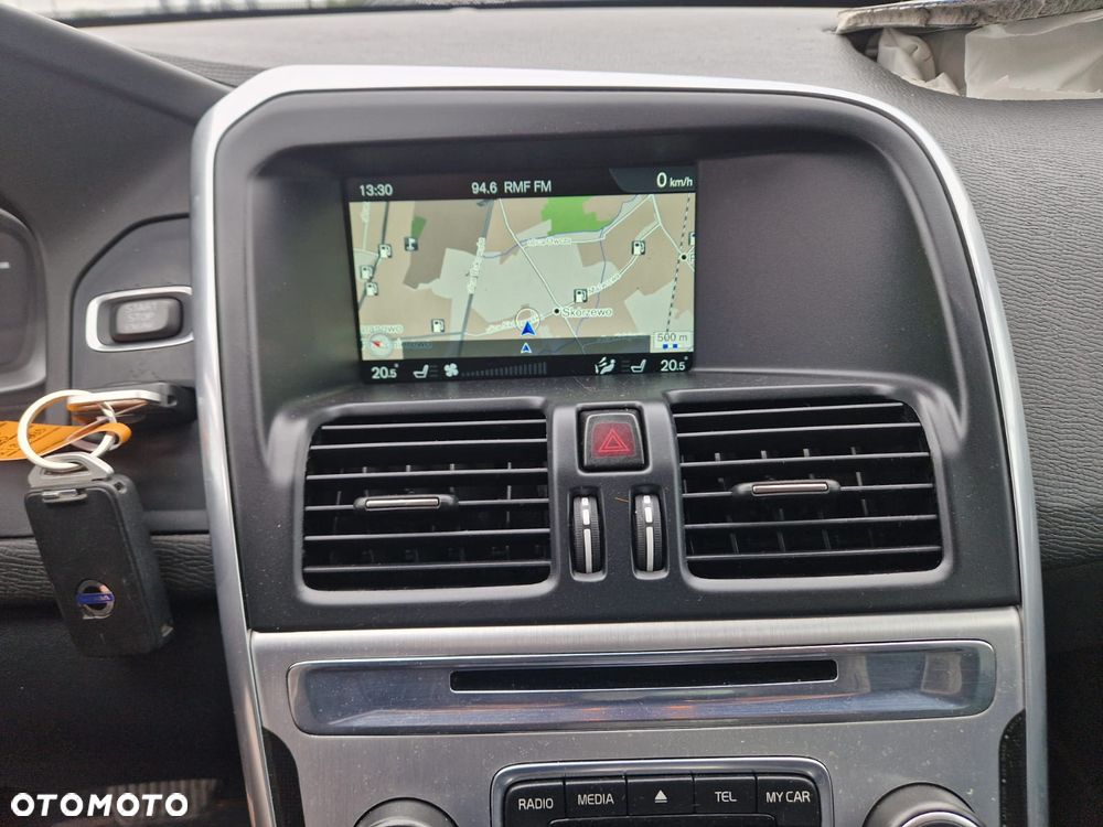 Volvo XC 60 D4 Drive-E Ocean Race - 16