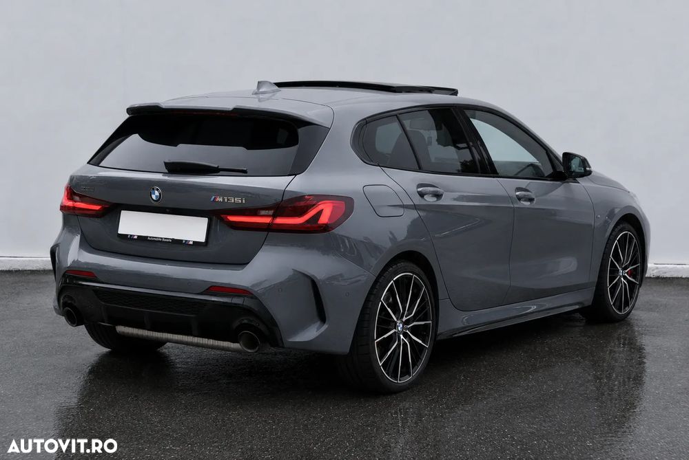 BMW M1 M135i xDrive AT - 4