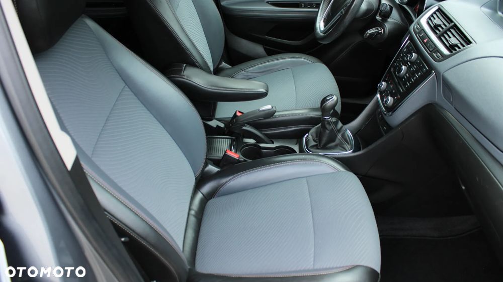 Opel Mokka 1.4 T Cosmo S&S - 34