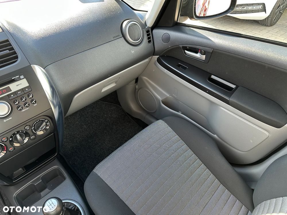 Suzuki SX4 - 15