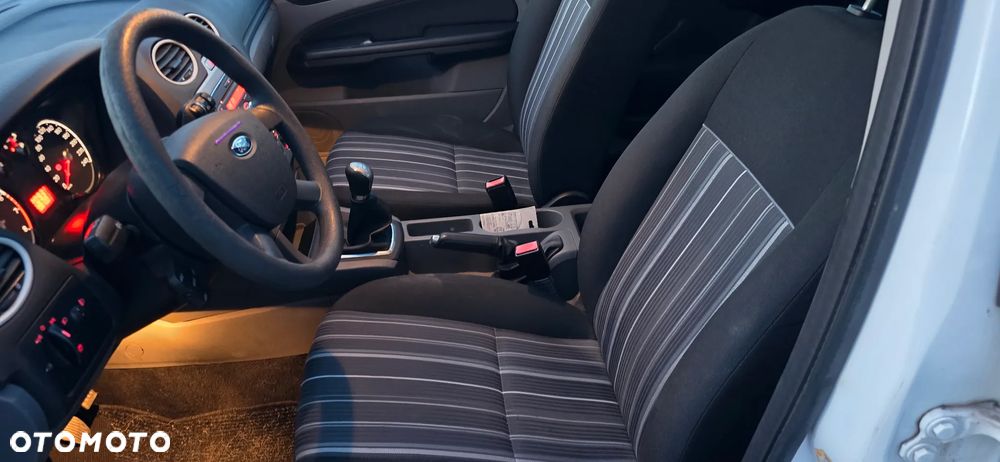 Ford Focus 1.4 16V Concept - 14