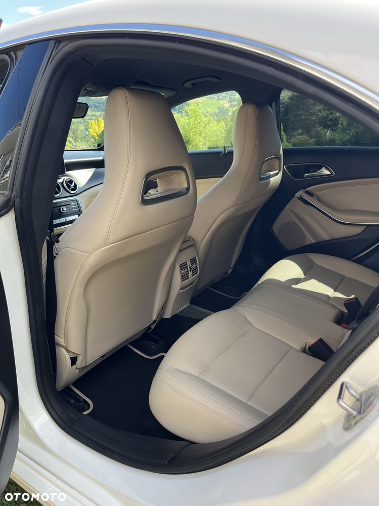 Mercedes-Benz CLA - 8