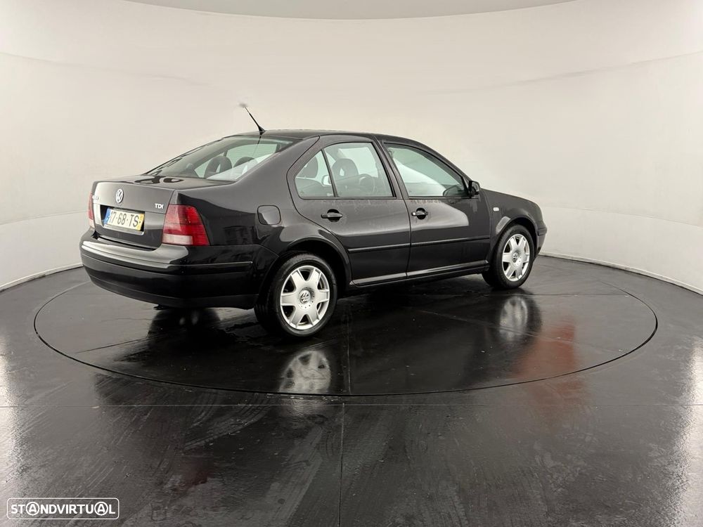 VW Bora 1.9 TDi Confortline - 6