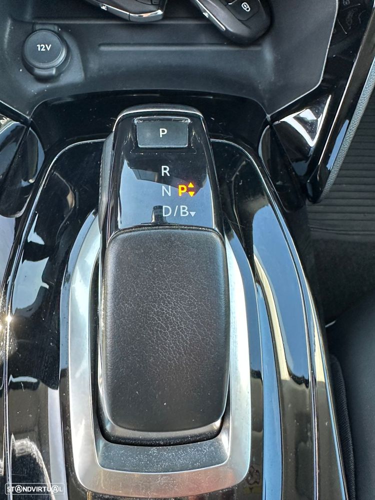 Peugeot e-208 50 kWh Allure Pack - 22