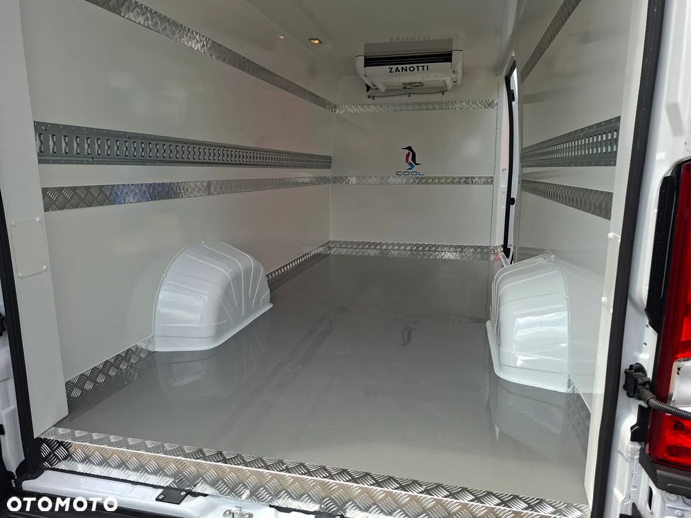 Fiat OD RĘKI , SUPER CENA , Izoterma +Zanotti SFZ 009 -na Furgonie L4H2 - 13