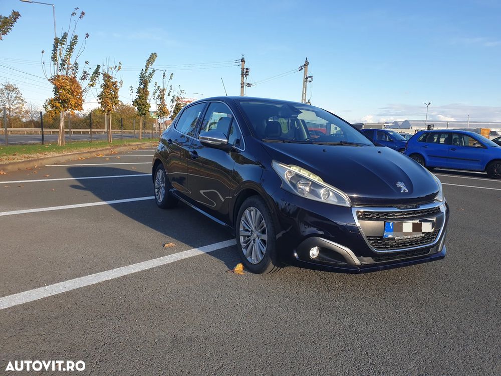 Peugeot 208 PureTech 110 Stop & Start Allure - 1