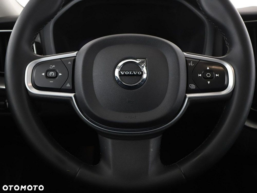 Volvo XC 60 B4 D Core - 22