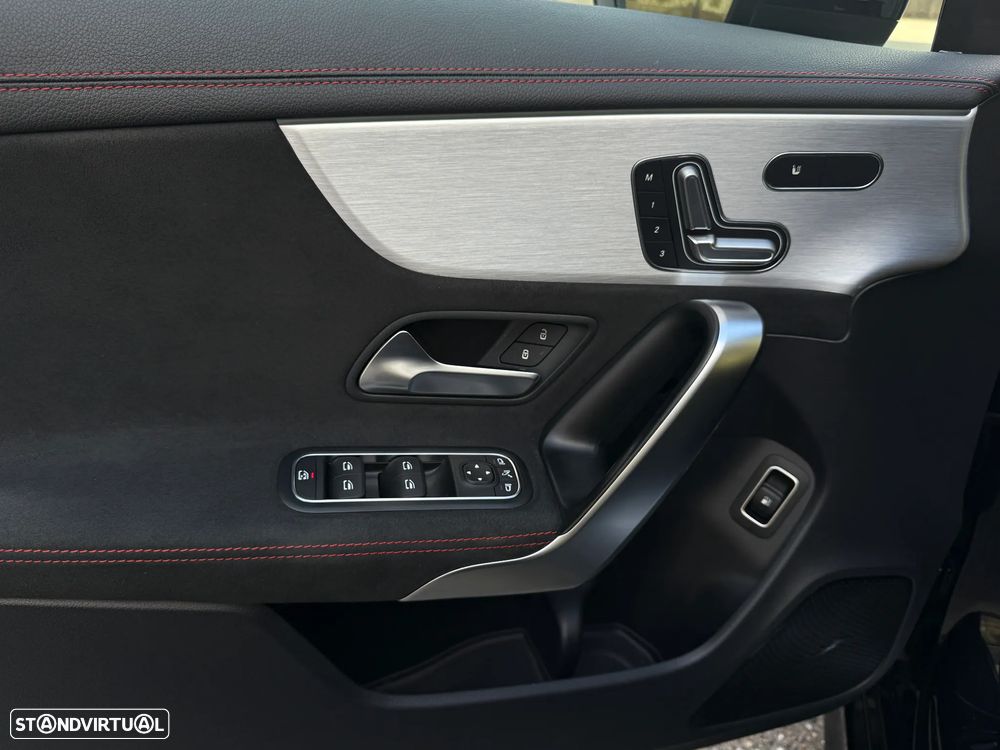 Mercedes-Benz CLA 250 e Shooting Brake AMG Line - 31