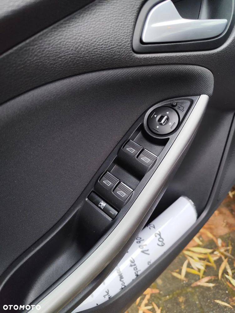 Ford Focus 2.0 TDCi Edition Start MPS6 - 17