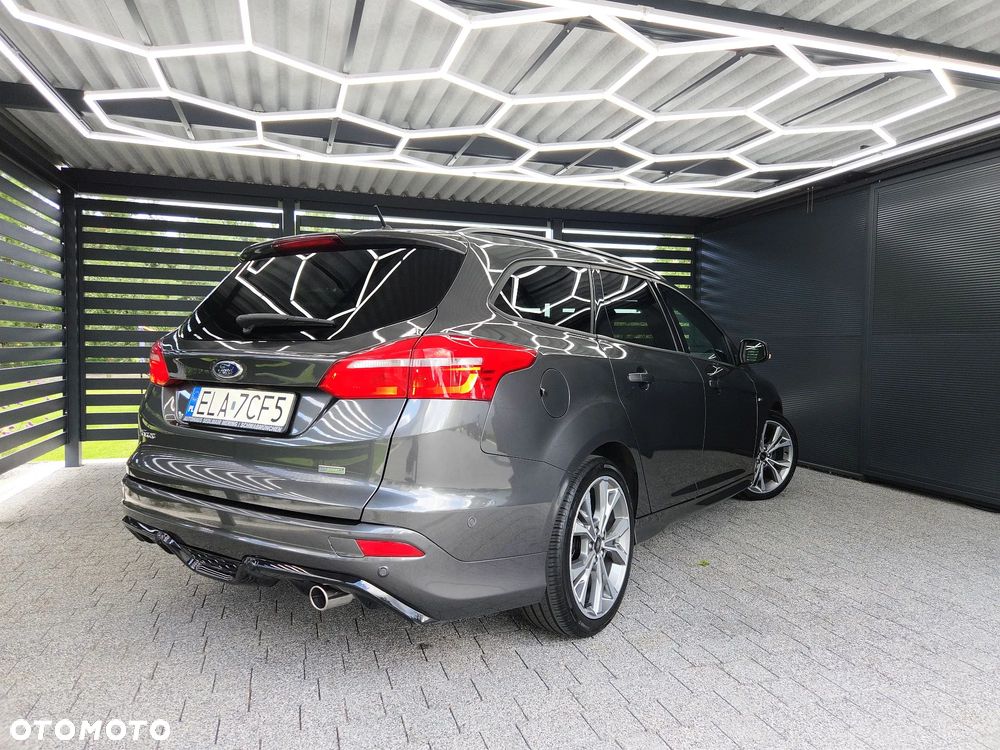 Ford Focus - 19